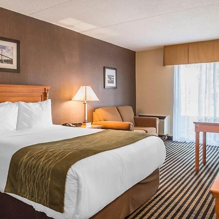 Comfort Inn Brockville Exterior foto