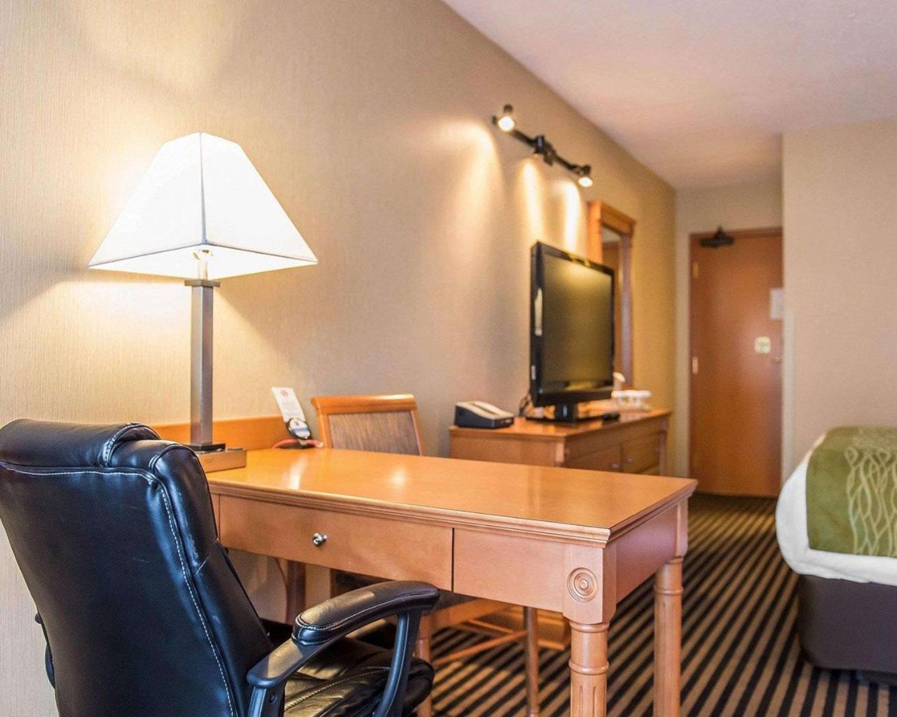 Comfort Inn Brockville Exterior foto